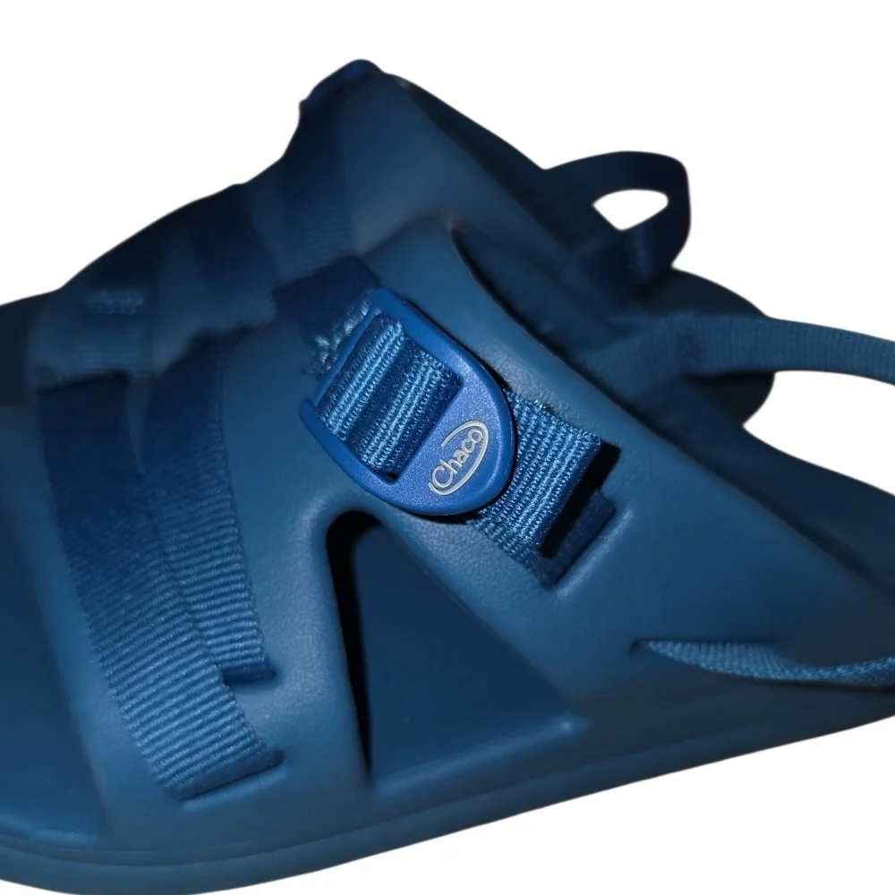 Chaco Youth Size 4.5 Deep Blue Sandals